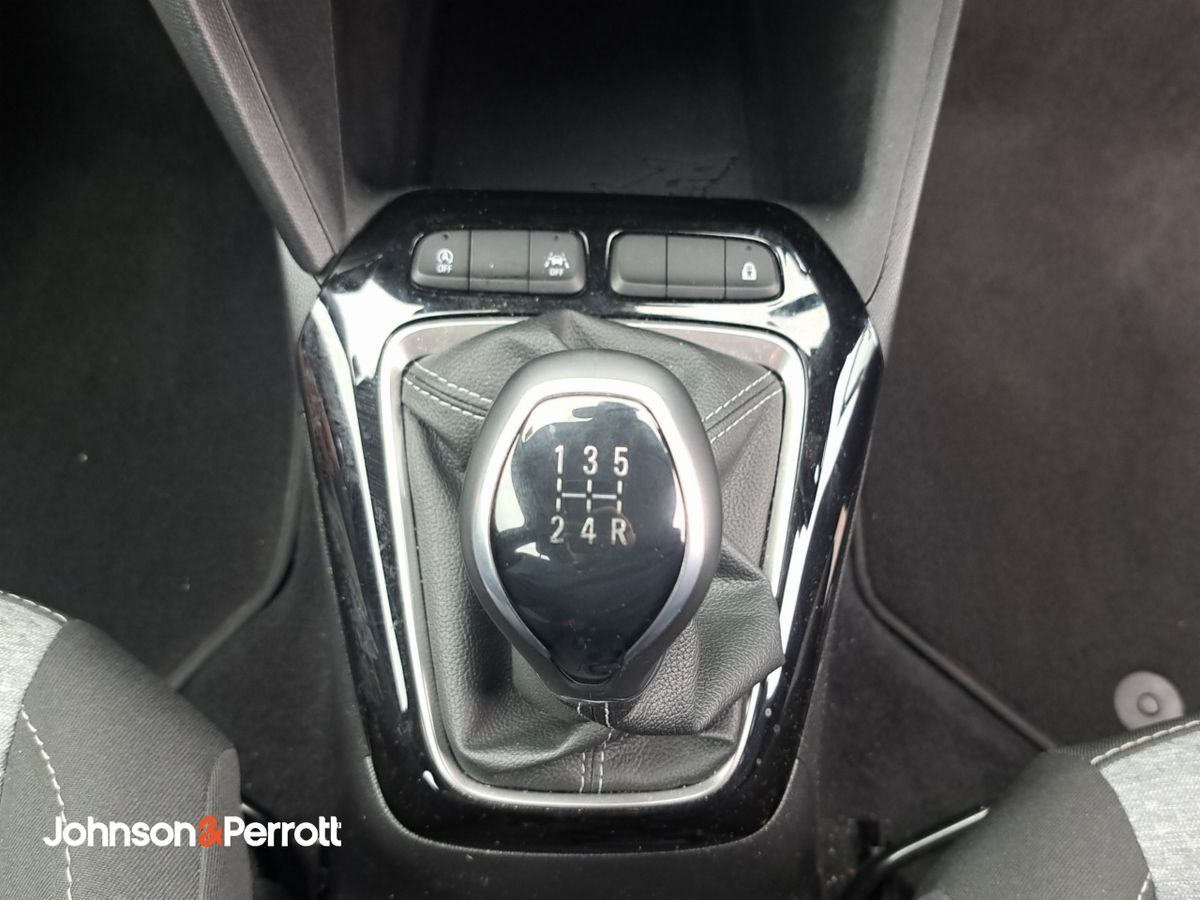 Opel Corsa SC 1.2i (75PS) S/S 5 Speed
