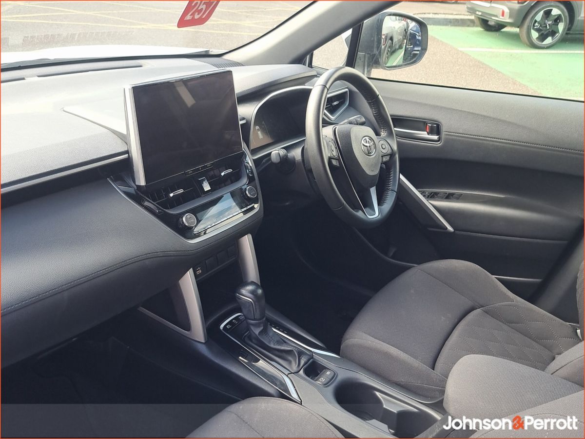 Toyota Corolla 1.8 Hybrid Luna Sport Hatchback