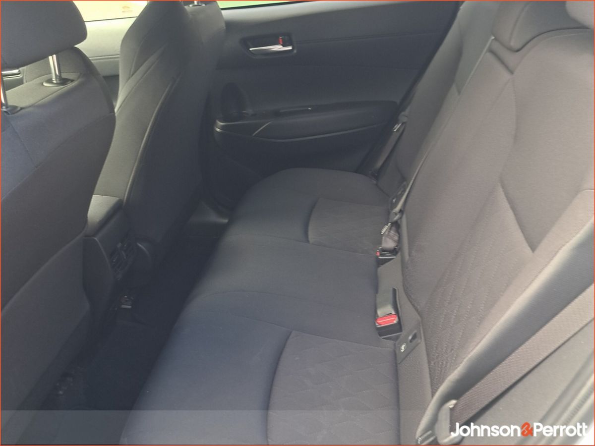Toyota Corolla 1.8 Hybrid Luna Sport Hatchback