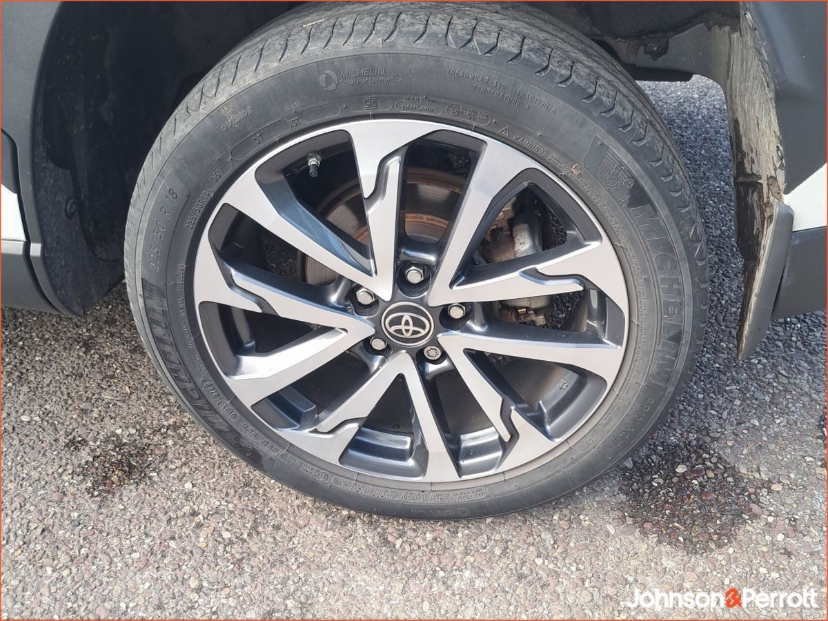 Toyota Corolla 1.8 Hybrid Luna Sport Hatchback