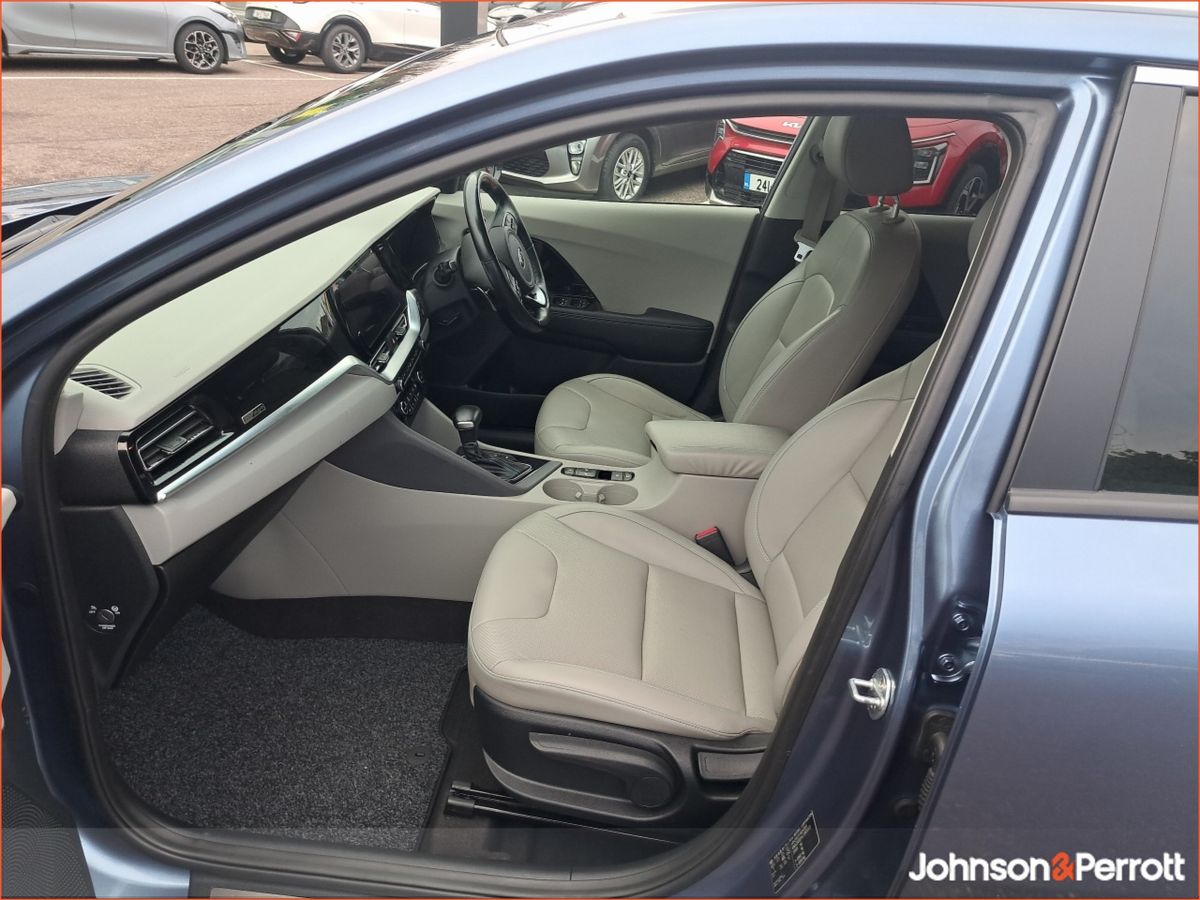 Kia Niro 1.6 GDI PLUG-IN HYBRID WAS €23,900 NOW €21,900 SAVE €2,000