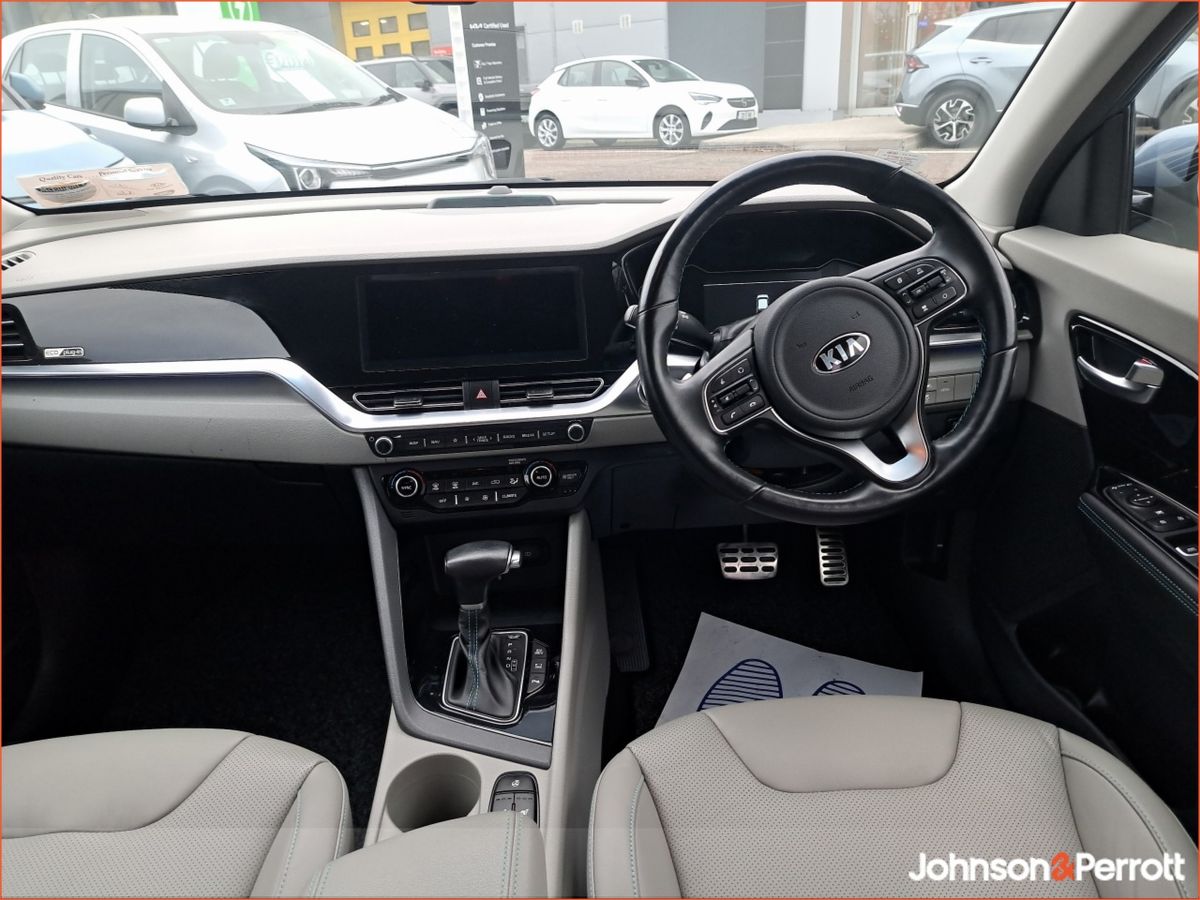 Kia Niro 1.6 GDI PLUG-IN HYBRID WAS €23,900 NOW €21,900 SAVE €2,000