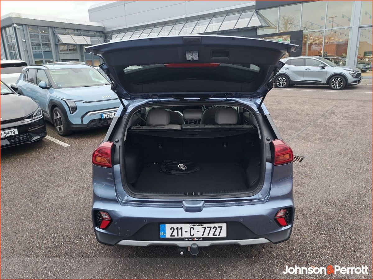 Kia Niro 1.6 GDI PLUG-IN HYBRID WAS €23,900 NOW €21,900 SAVE €2,000