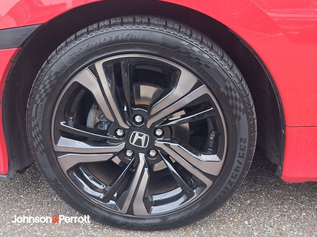 Honda Civic 1.0 VTEC Turbo Smart CVT