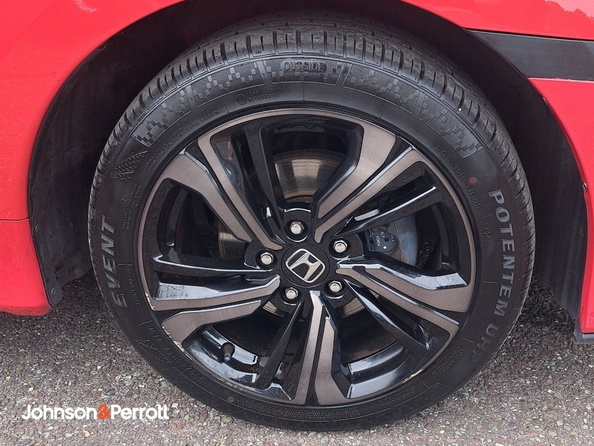 Honda Civic 1.0 VTEC Turbo Smart CVT