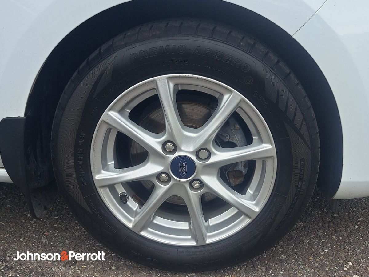 Ford Fiesta 1.0T EcoBoost 100 PS Titanium Auto