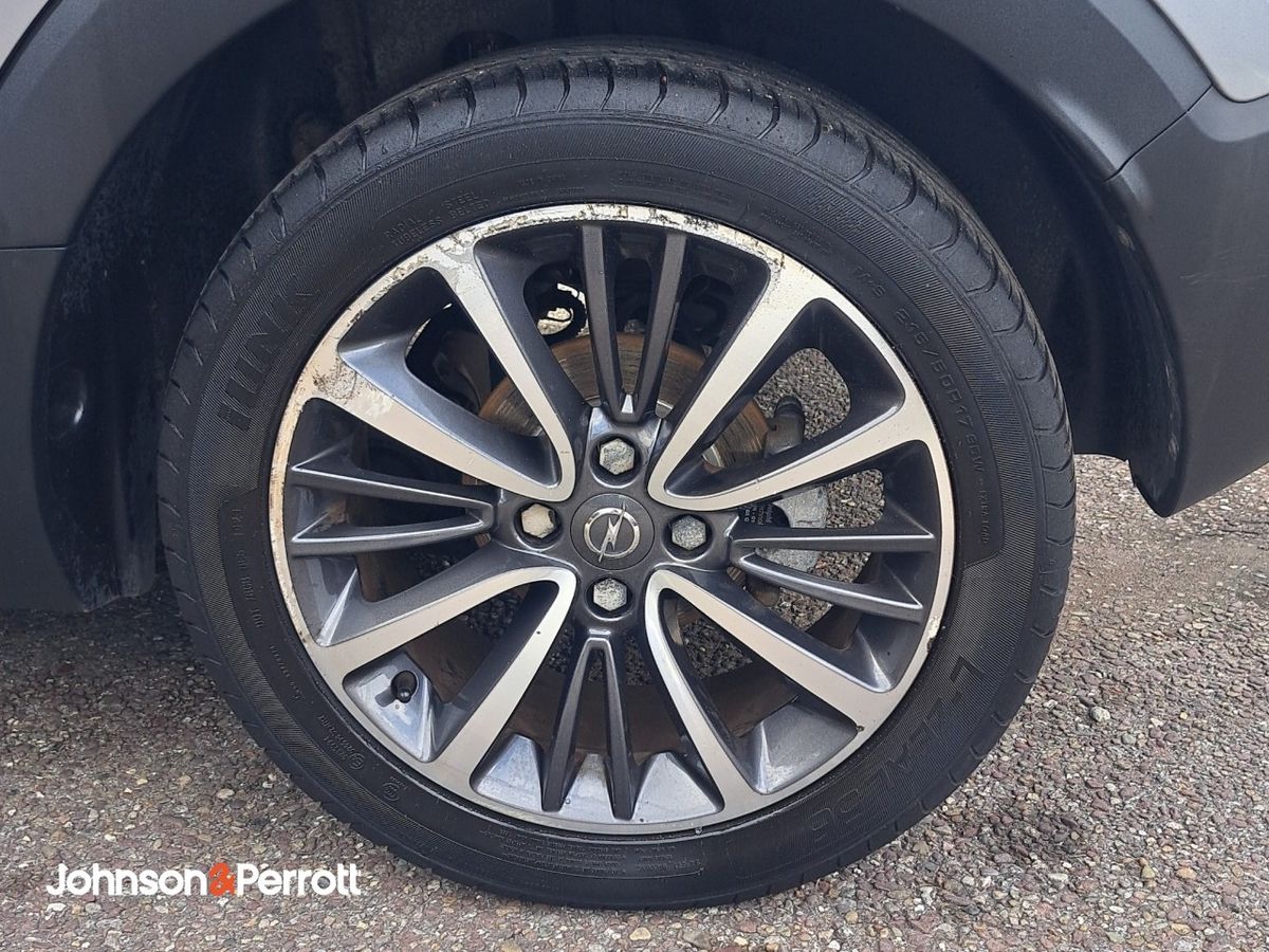 Opel Crossland X 1.2i 83PS 5 Speed SE