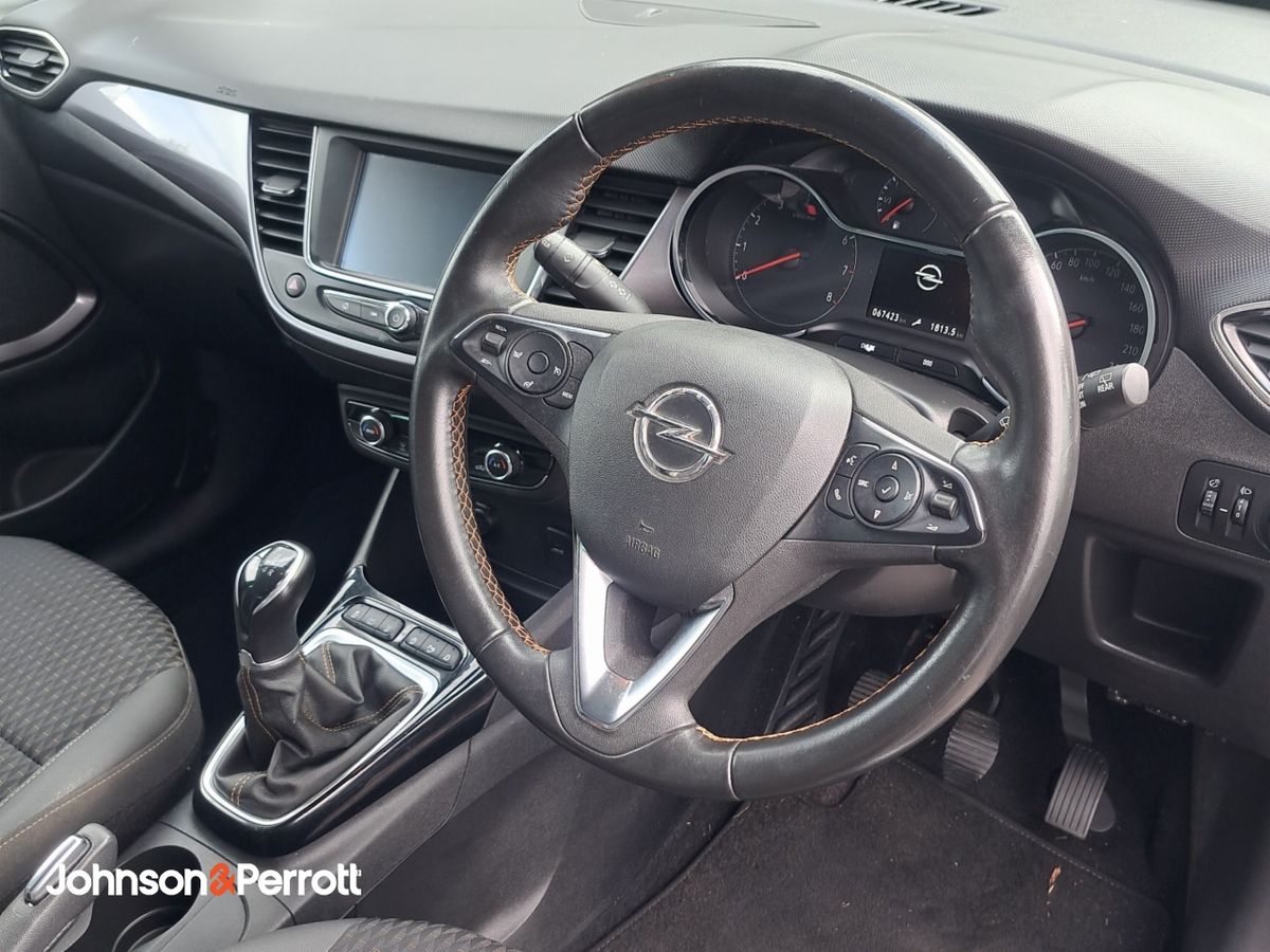 Opel Crossland X 1.2i 83PS 5 Speed SE