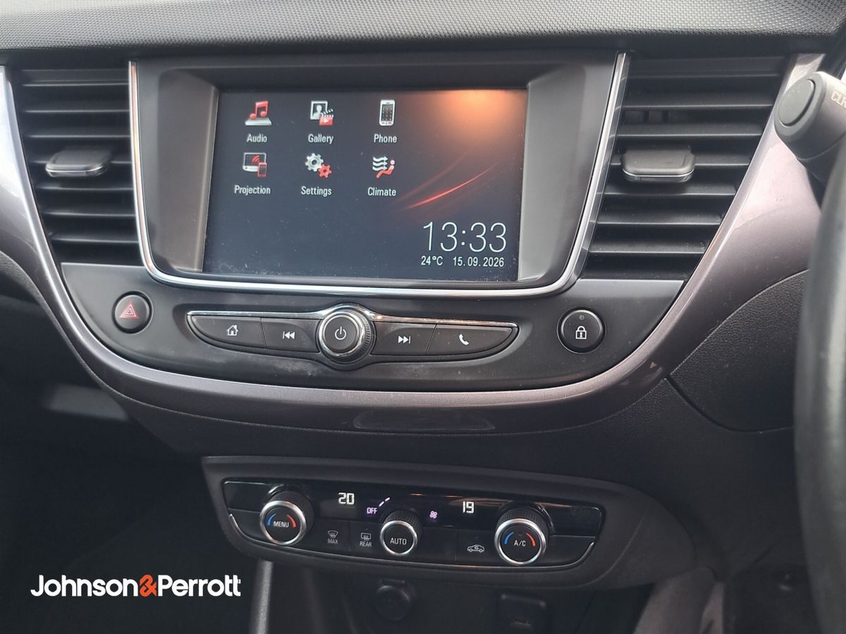 Opel Crossland X 1.2i 83PS 5 Speed SE
