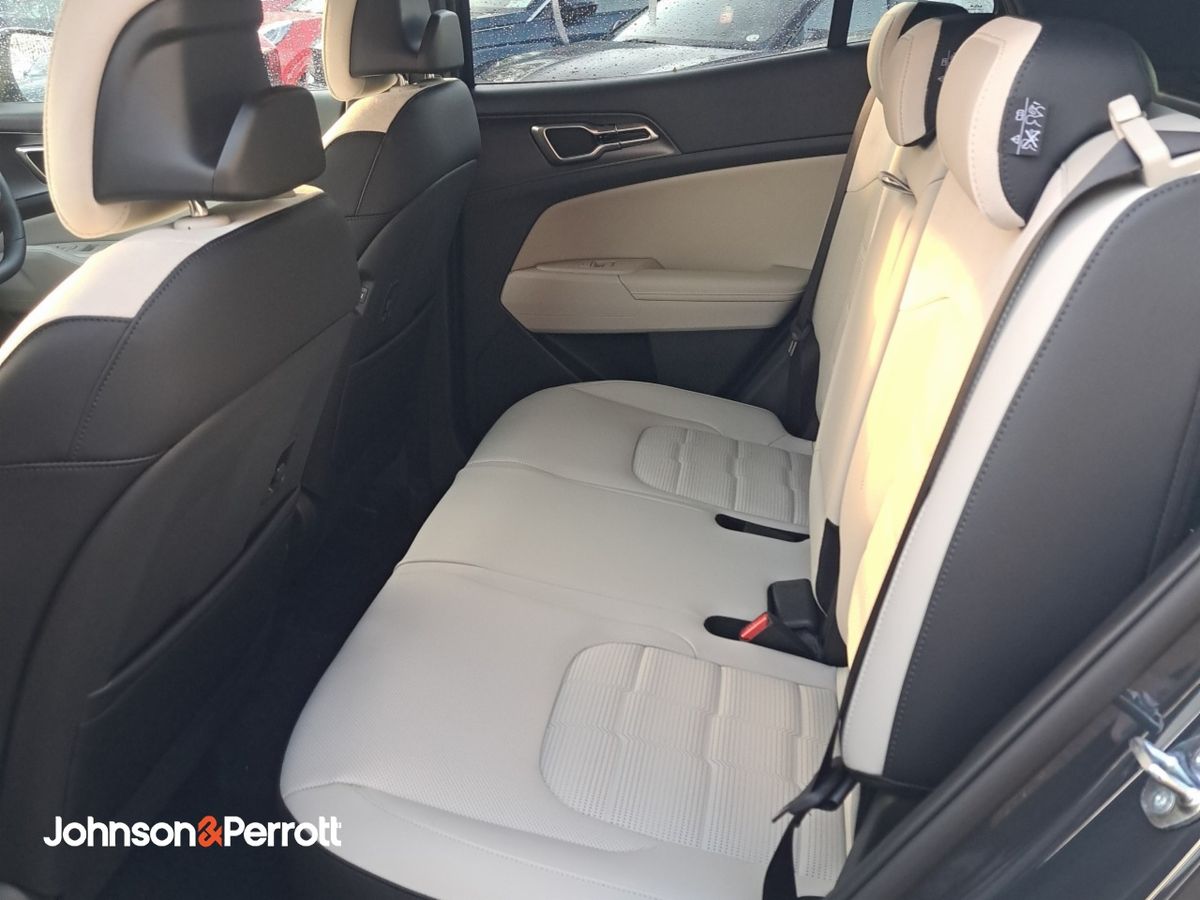 Kia Sportage Black Edition HEV