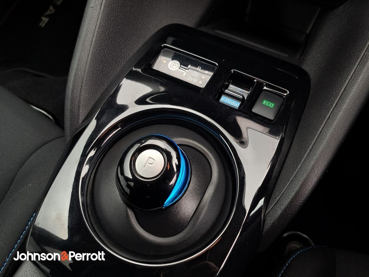 Nissan Leaf Leaf SV Premium 62 kWh
