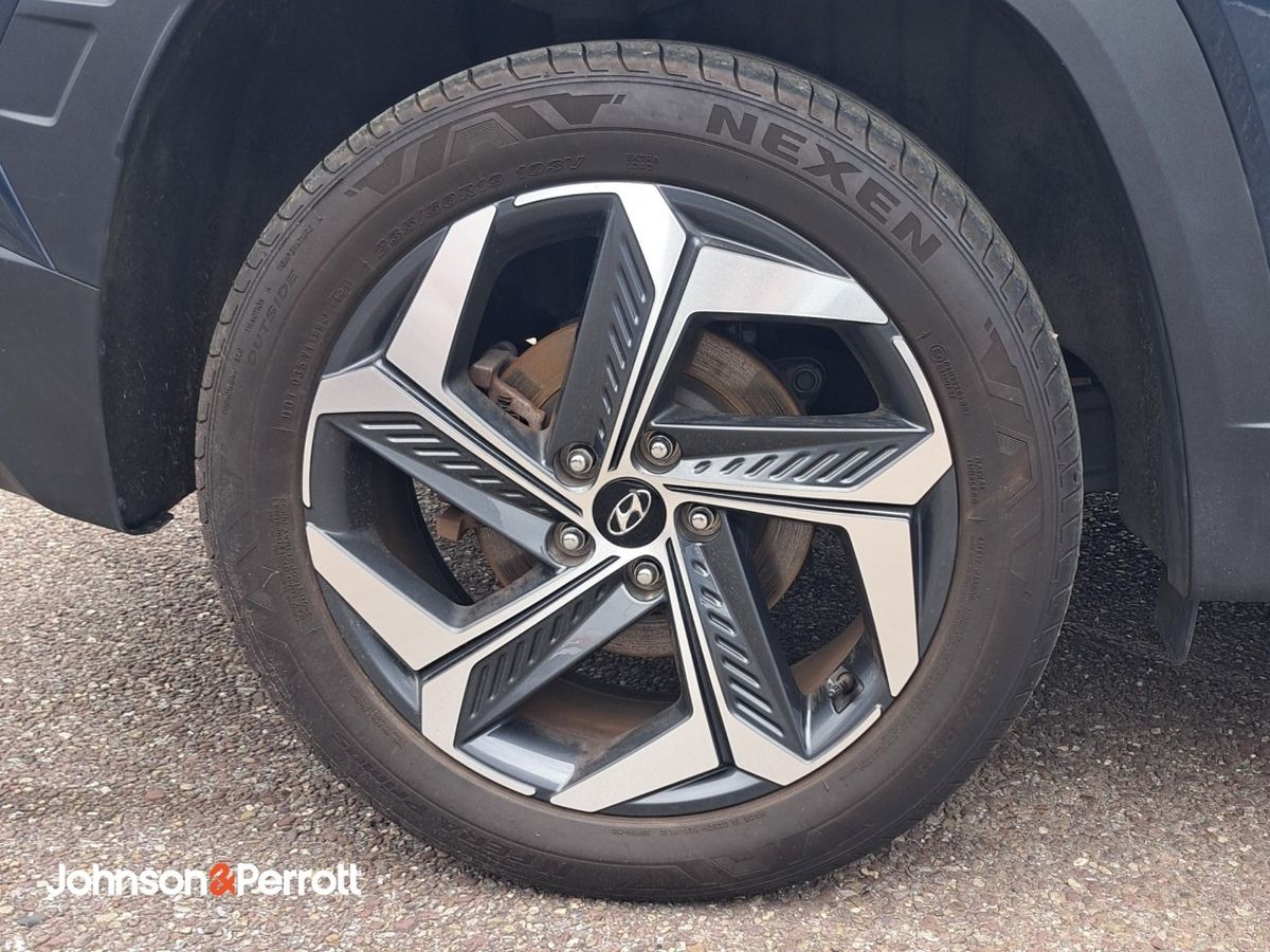 Hyundai Tucson 2WD Executive Plus HEV STG Auto