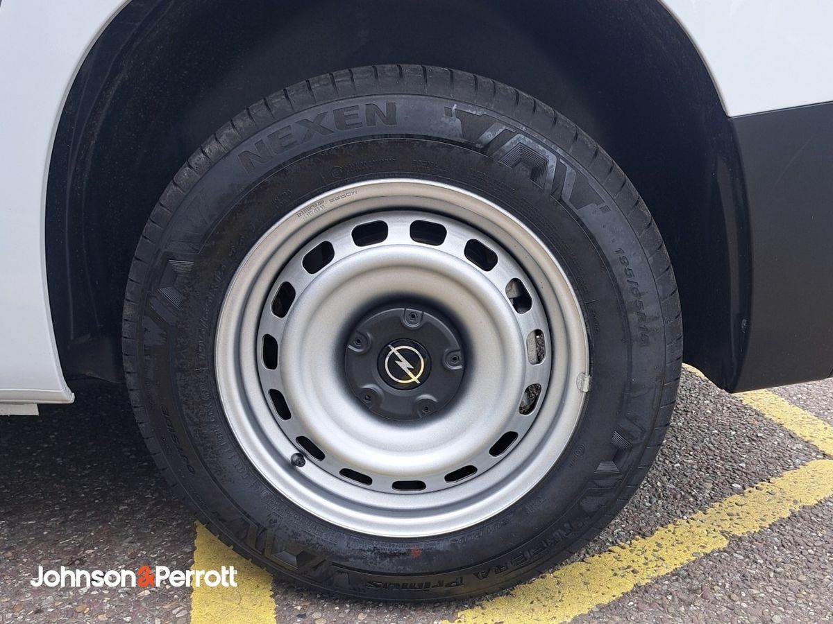 Opel Combo L1H1 1.5 D 100PS