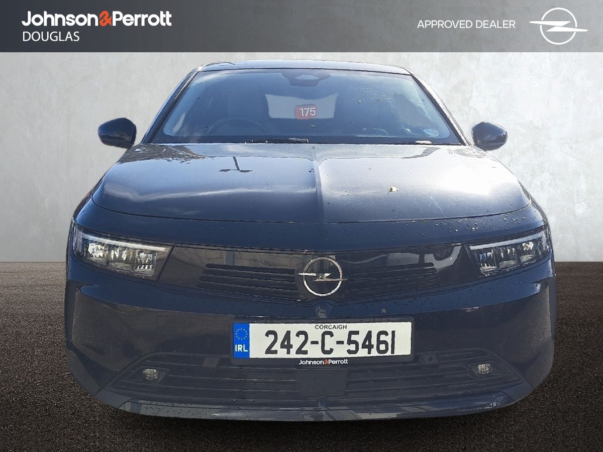 Opel Astra Elegance 1.2 Turbo 110PS Petrol 6 Speed