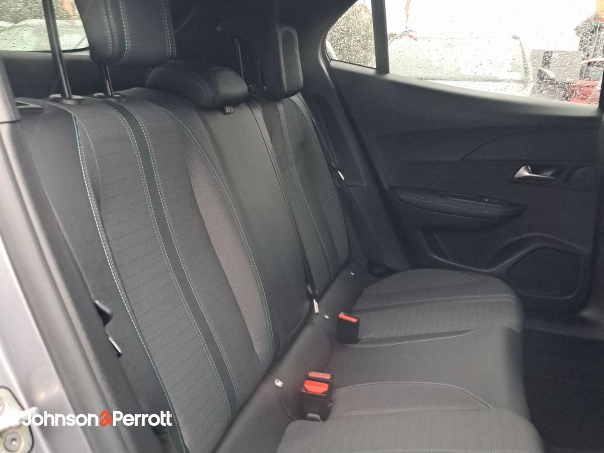 Peugeot 2008 1.2 Puretech 100bhp Allure