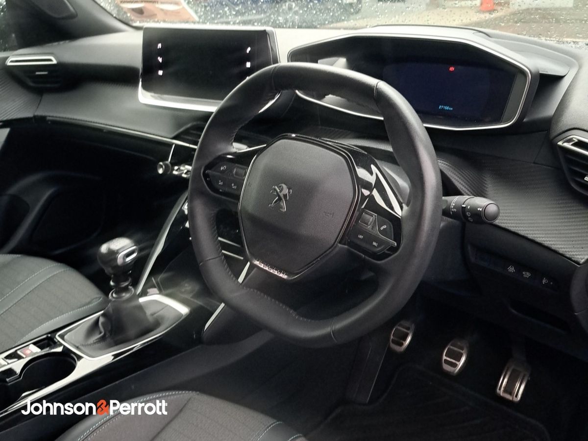 Peugeot 2008 1.2 Puretech 100bhp Allure