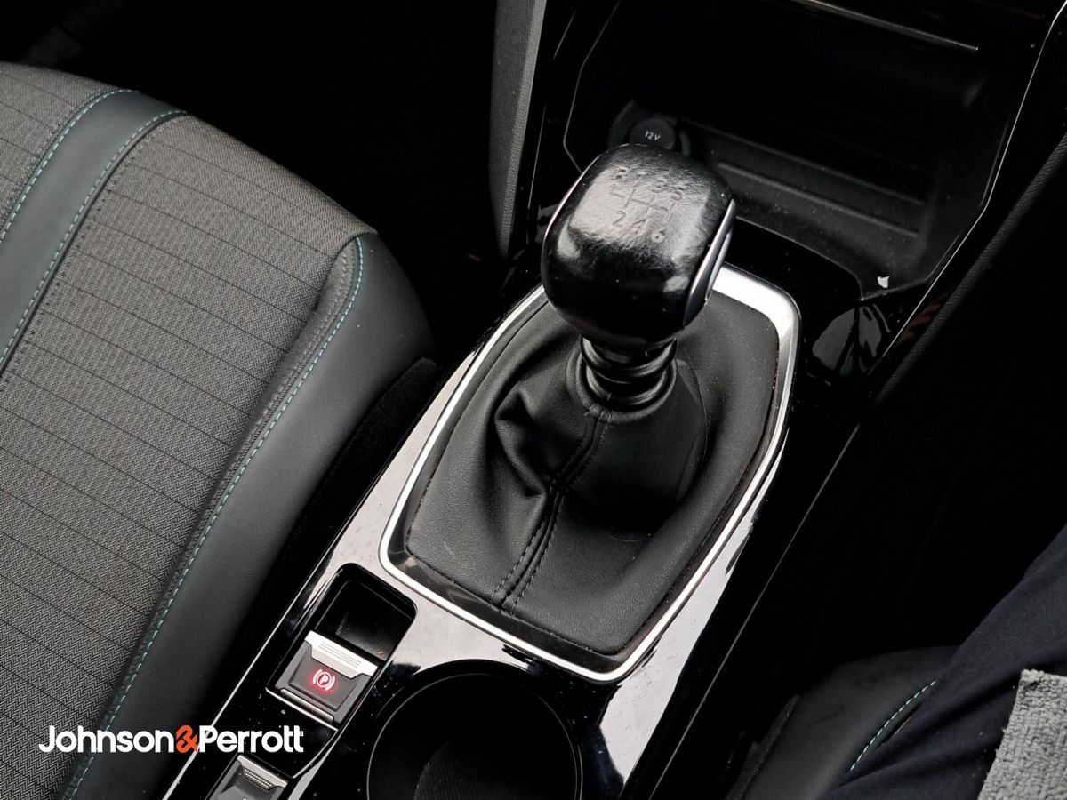 Peugeot 2008 1.2 Puretech 100bhp Allure