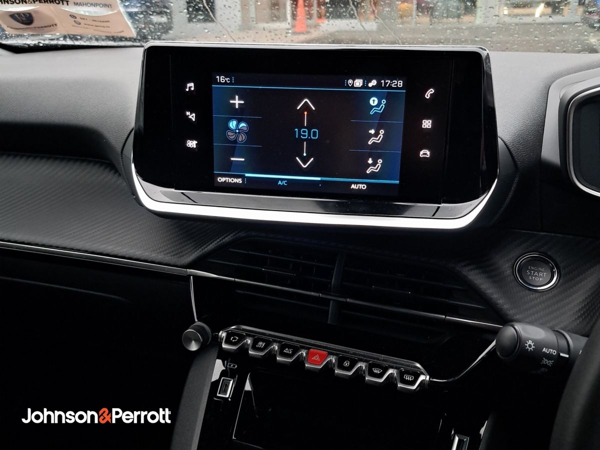 Peugeot 2008 1.2 Puretech 100bhp Allure
