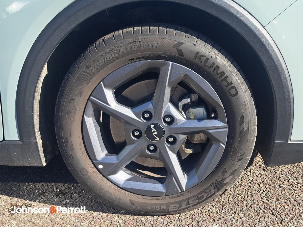 Kia K4 MHEV K2