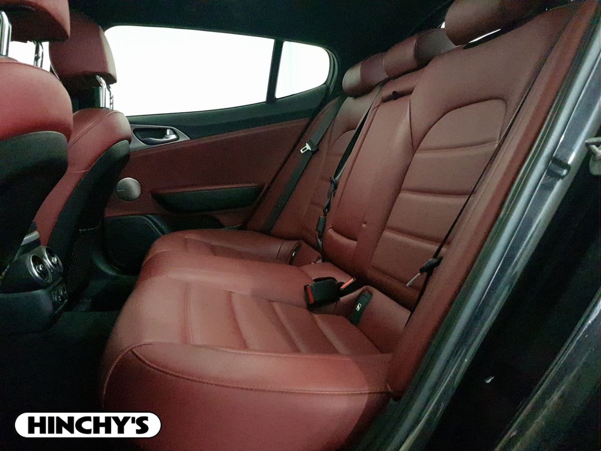 Kia Kia Stinger 2.2 CRDI 8AT RWD 200 PS GT LINE