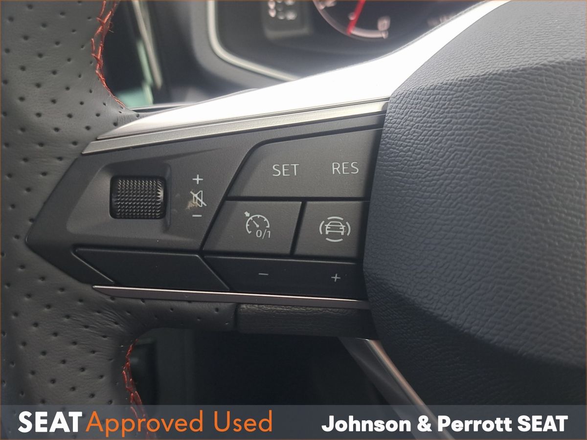 SEAT Arona Arona 1.0TSI 115hp FR 40 Top Spec