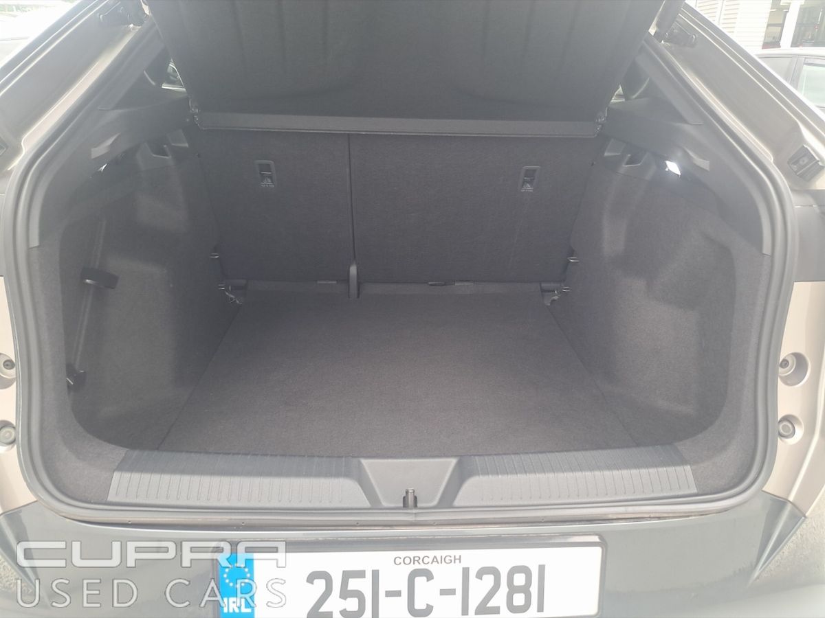 Cupra Tavascan DEMO MODEL! Endurance (4)- 77kwh battery