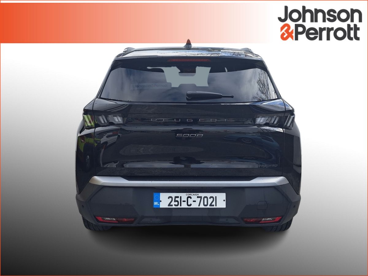 Peugeot 5008 1.2 Hybrid 136bhp E-DCS6 Allure