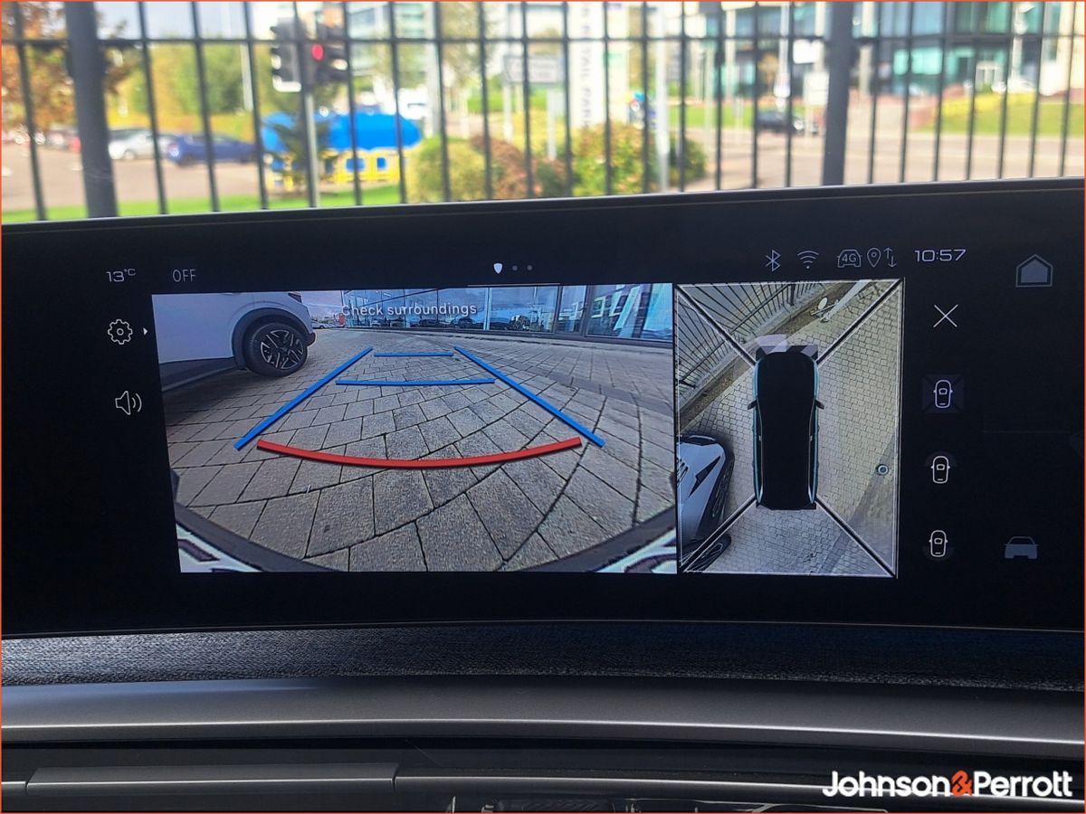 Peugeot 5008 1.2 Hybrid 136bhp E-DCS6 Allure