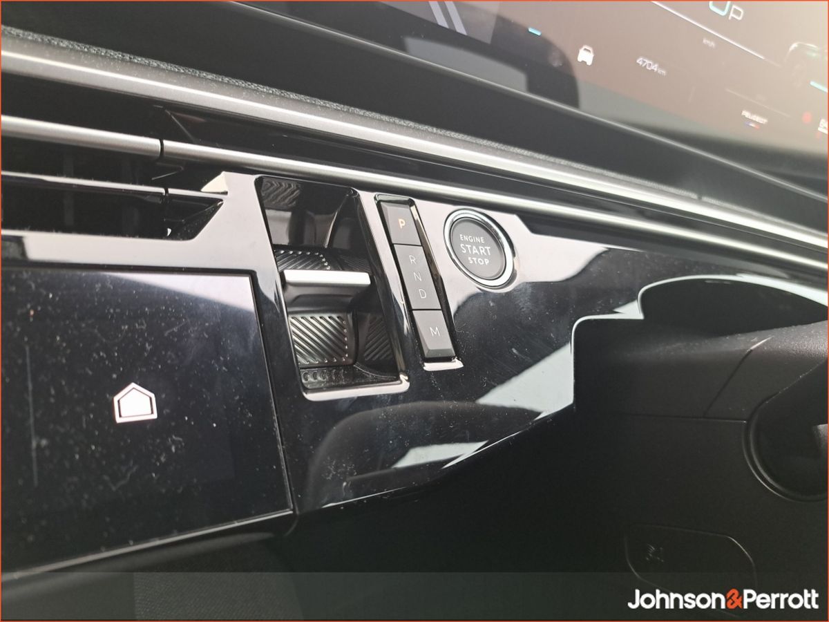 Peugeot 5008 1.2 MHEV 145bhp E-DCS6 Allure