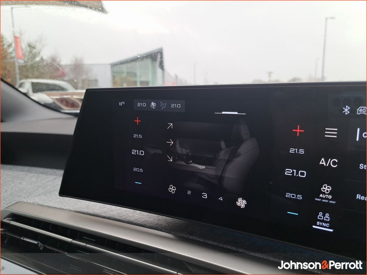 Peugeot 5008 1.2 MHEV 145bhp E-DCS6 Allure