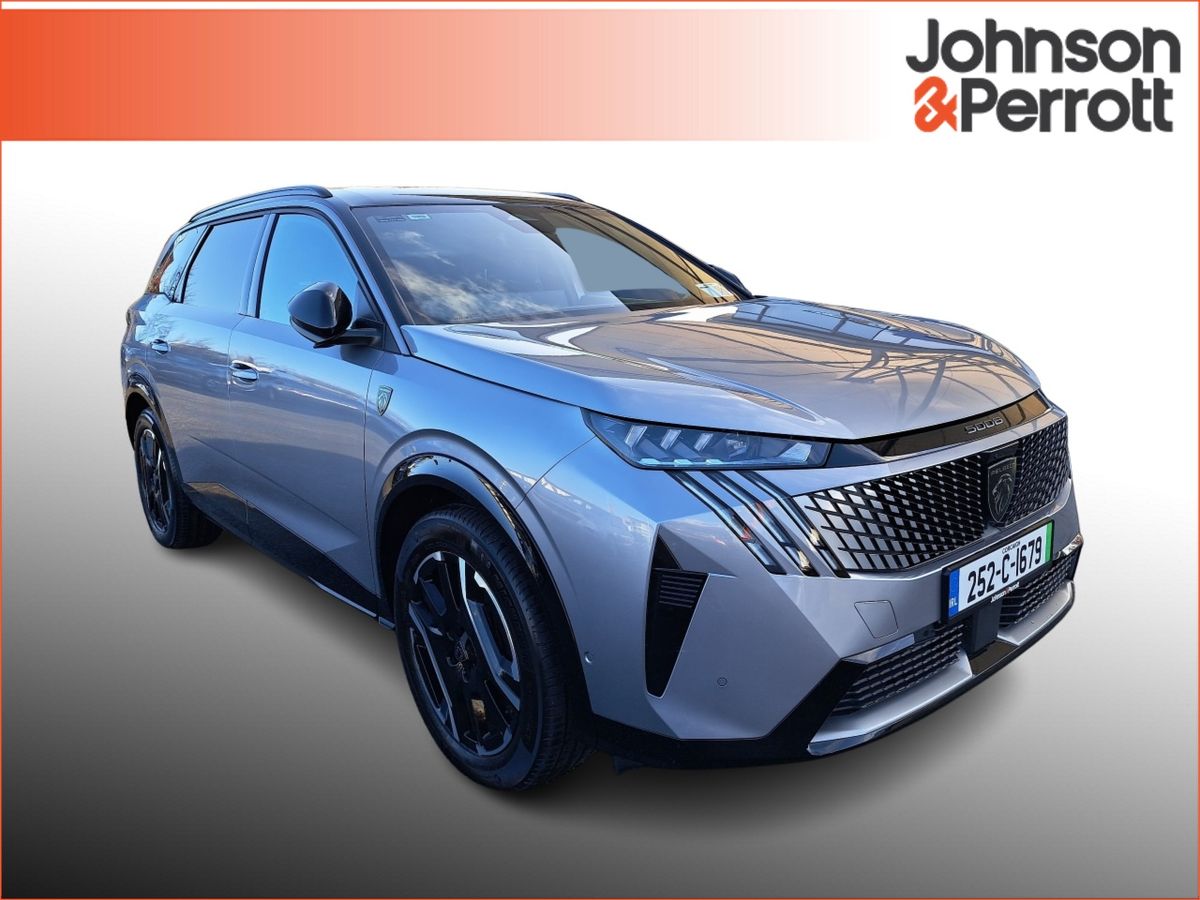 Peugeot 5008 TOP SPEC ! BEV 73kwh 210hp GT !