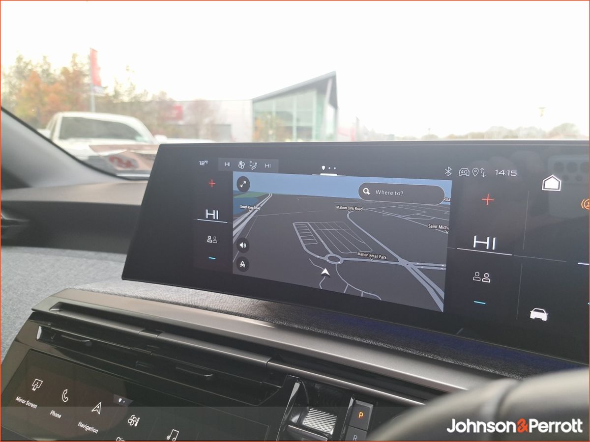 Peugeot 3008 BEV 73kWH 210BHP Allure.