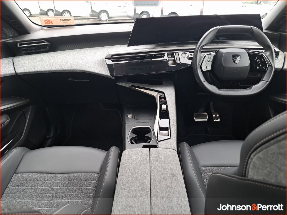 Peugeot 3008 1.2 MHEV 145bhp eDCS6 Allure