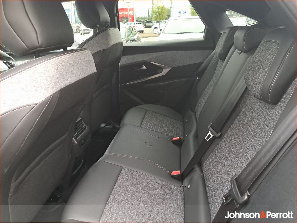 Peugeot 3008 1.2 MHEV 145bhp eDCS6 Allure