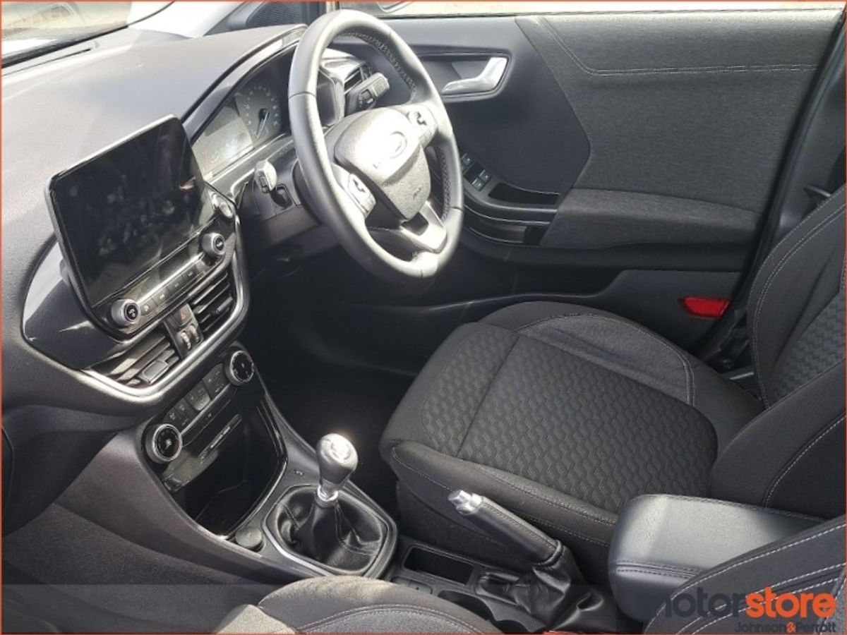 Ford Puma Titanium 125PS As New 