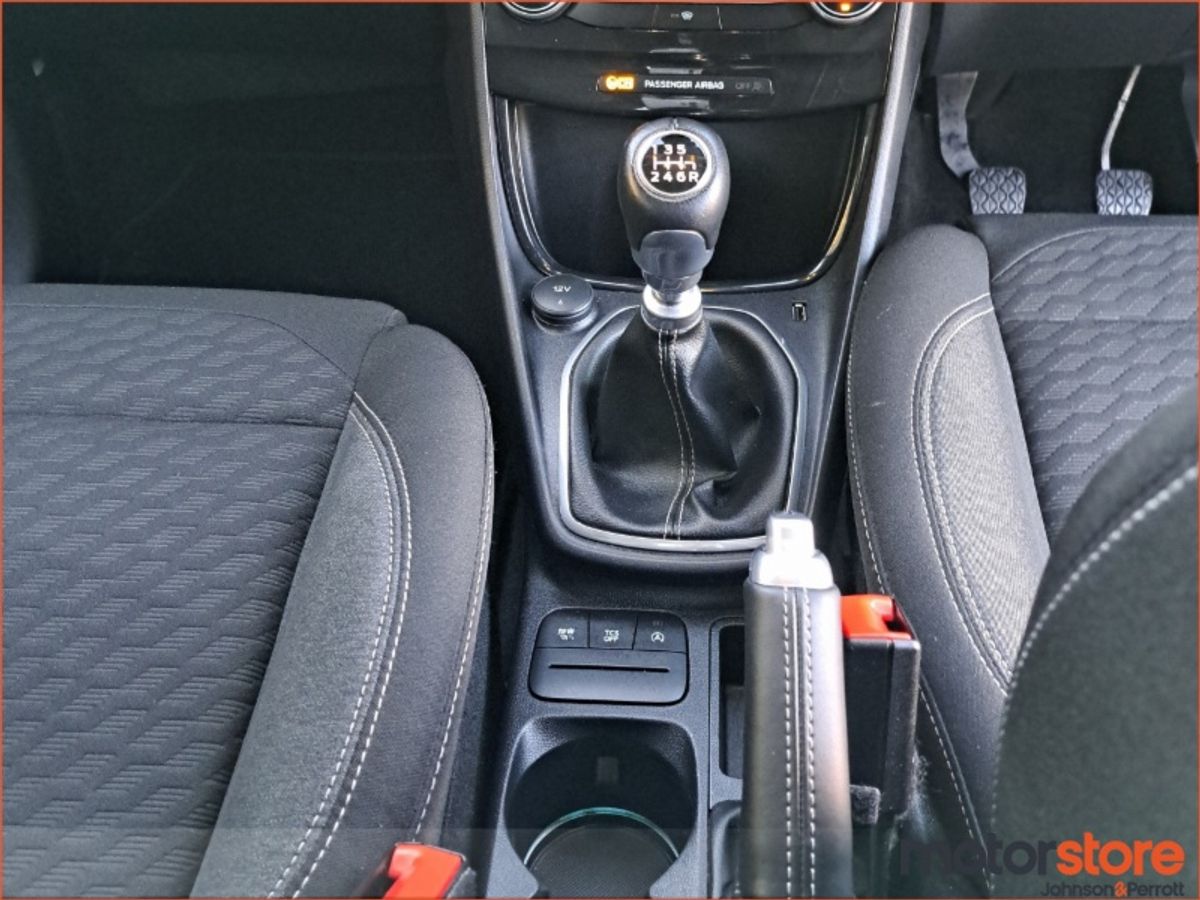 Ford Puma Titanium 125PS As New 