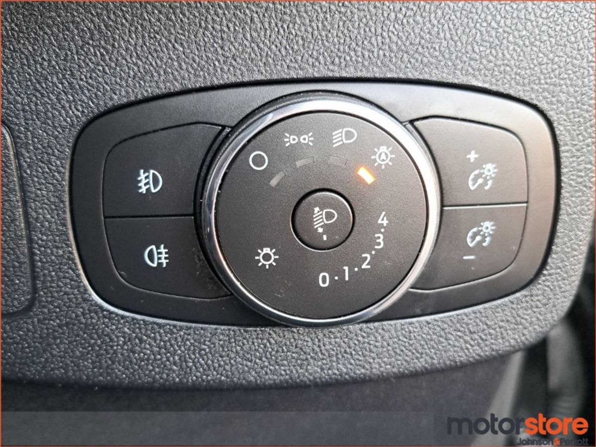 Ford Puma Titanium 125PS As New 