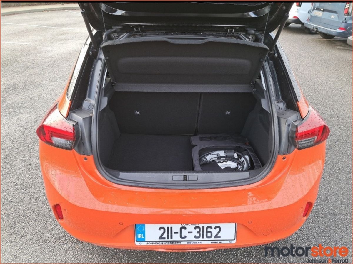 Opel Corsa Elite *Electric / VERY LOW MILEAGE**