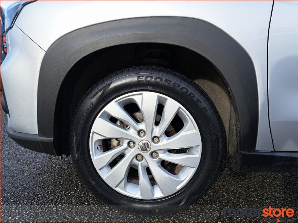 Suzuki SX4 **SAVE €1,500 **1.5  PETOL HYBRID / MOTION **LOW MILEAGE**
