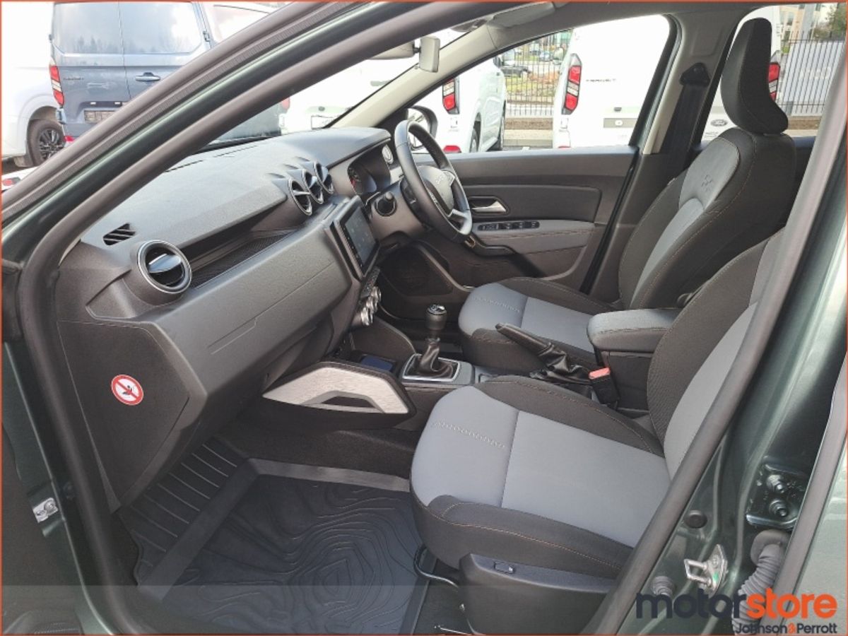Dacia Duster **SAVE €2,000** 1.5 DIESEL Extreme **TOP SPEC**