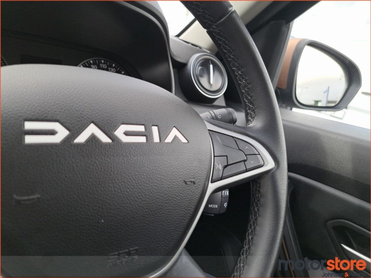 Dacia Duster **SAVE €2,000** 1.5 DIESEL Extreme **TOP SPEC**