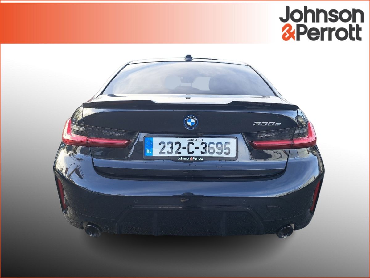 BMW 3-Series M SPORT PRO HUGE SPEC