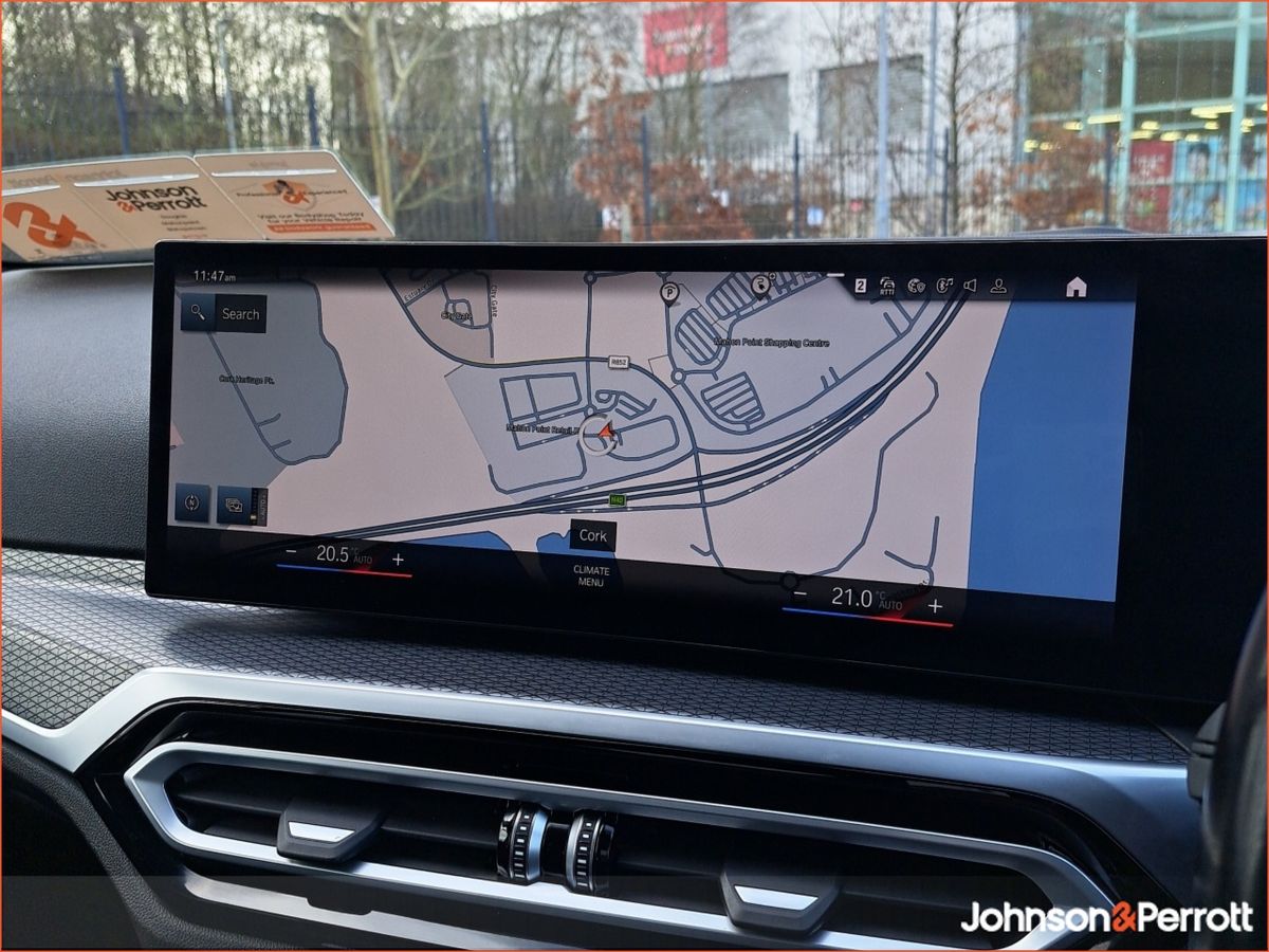 BMW 3-Series M SPORT PRO HUGE SPEC