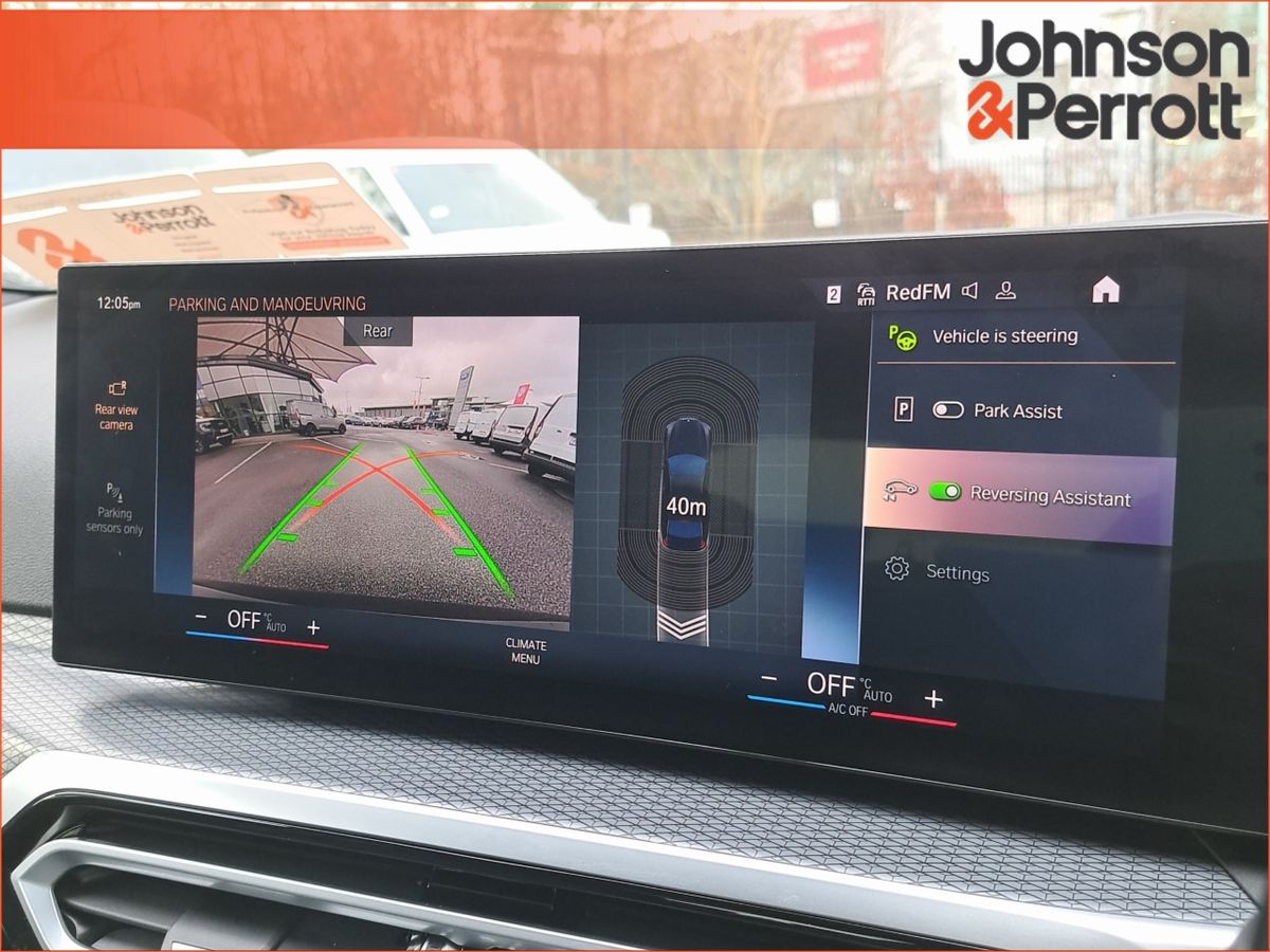 BMW 3-Series M SPORT PRO HUGE SPEC