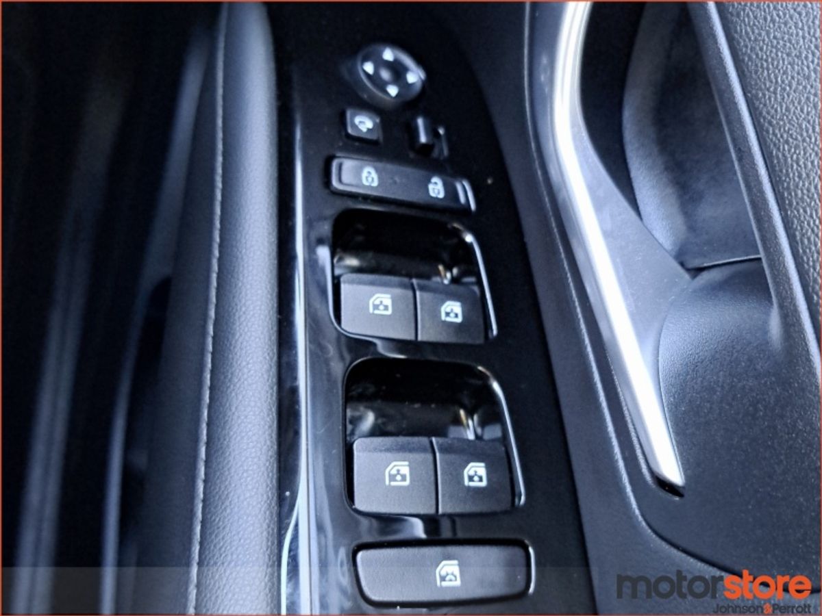 Hyundai Tucson Executive Plus PHEV **TINY MILEAGE / IN LIKE NEW CONDITION**