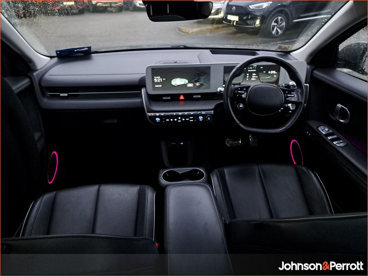 Hyundai IONIQ 5 ONE LADY OWNER! 77kW Platinum