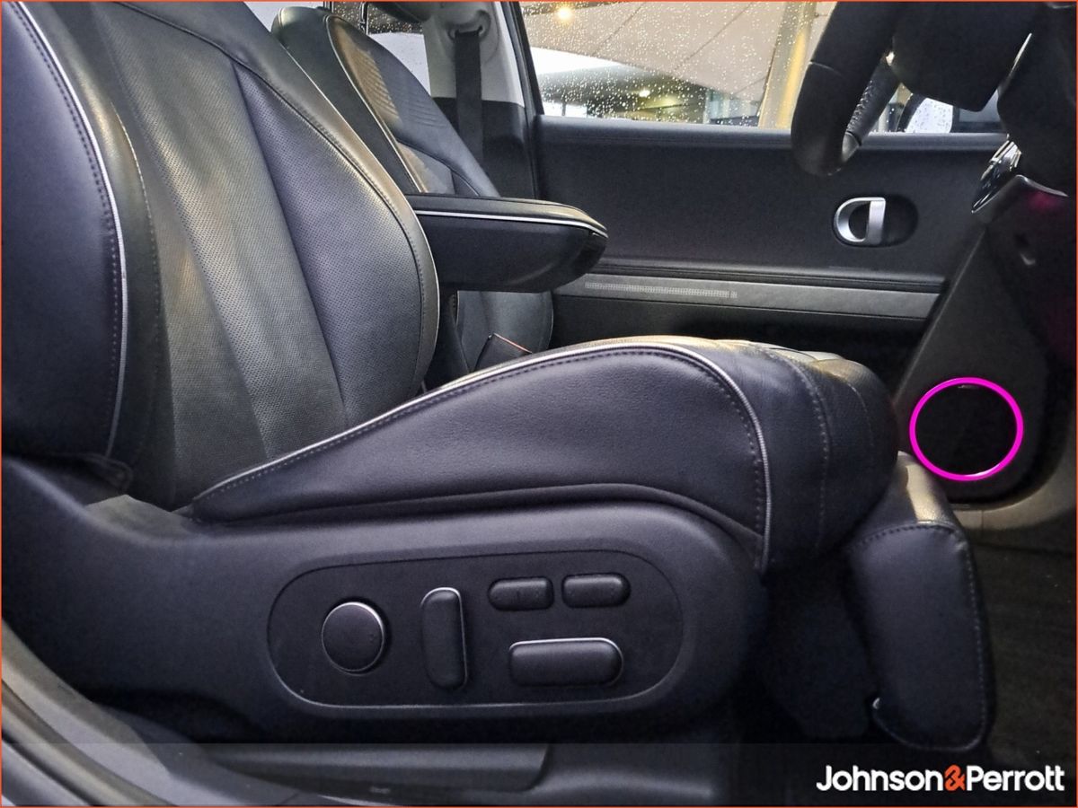 Hyundai IONIQ 5 ONE LADY OWNER! 77kW Platinum