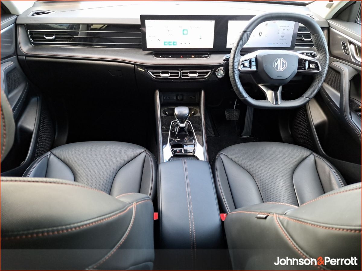 MG HS EXCLUSIVE TOP SPEC 