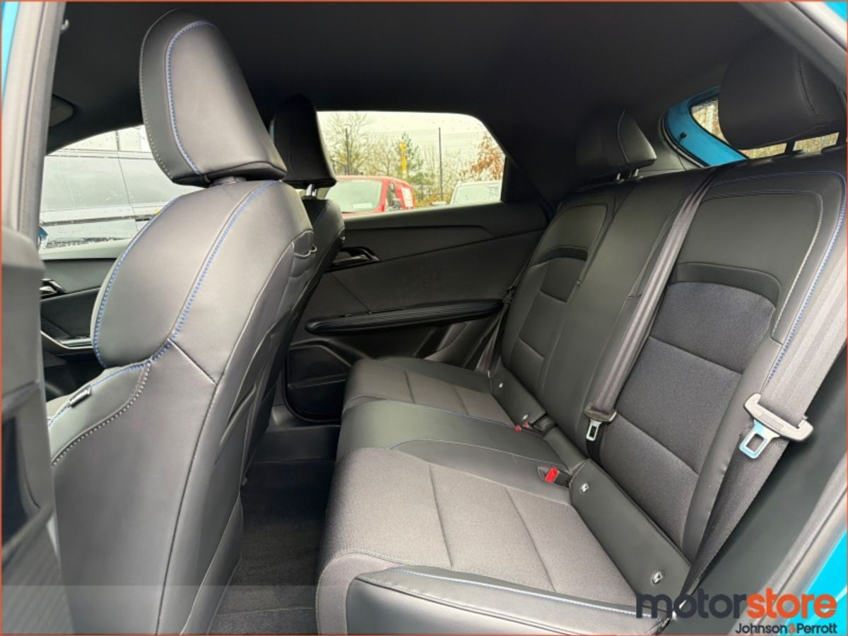 MG MG4 MG4 LR Exclusive **TOP SPEC **