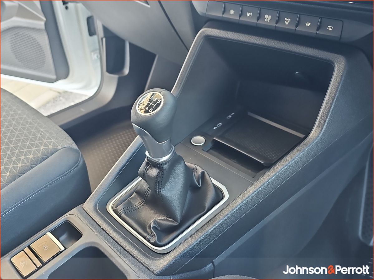 Ford Transit Connect Limited MWB